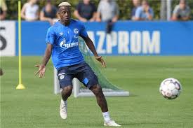 Young africans on the books of clubs in top european leagues have been called up for. Mendyl Verscharft Den Schalker Konkurrenzkampf Auf Der Linken Aussenbahn