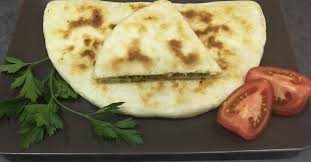 Turkischer Hack Fladen Kiymali Bazlama Rezept Essen Rezepte Lebensmittel Essen