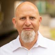 Members of the TAU Alumni Organization's Advisory Board meet Howard Wolf of  Stanford University for a collegial talk