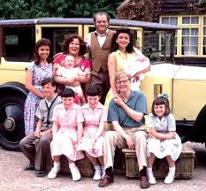 Check spelling or type a new query. Bradley Walsh And Bridgerton Star Among Cast Announced For Itv S The Darling Buds Of May Remake Mylondon