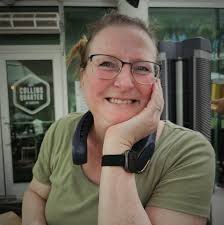 Moraine CC Dayton Ohio. This course is amazing!! Everything is so pristine.