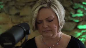 Living Lyrics Praise