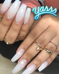 Soft White Powder For More Follow Melaninxxglo Likeforlikes Followforfollowback Follower White Acrylic Nails Powder Nails White Acrylic Nails With Glitter