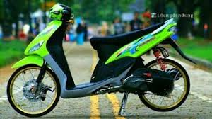 Mio m3 yang sukses di pasaran membuat banyak sekali menanyakan ke saya untuk inspirasi modifikasi striping decal stiker untuk mio m3, khususnya warna hitam dengan tema apa saja yang bisa membuat tampilan. Modifikasi Motor Mio Sporty Standar Youtube