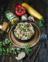 Risotto Anti Gaspi Aux Restes De Poulet Roti Olives Vertes Et Legumes De L Ete Indien Recette Restes De Poulet Roti Restes De Poulet Recette Reste De Poulet