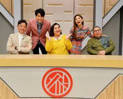 Jun 21, 2021 · 在15歲曾參加過《我猜我猜我猜猜》爆紅的冰淇淋女孩陳葳，因魔鬼的身材，甜美的外型，還有著「世新校花」的封號，光是ig就有超過36萬人追蹤，日前因防疫只能待在家，他曬出一張窗邊比基尼，火辣身材讓人狂噴鼻血。 ç›§å­¸å¡æŒ'æˆ°å»šè—ç«¶è³½æŽçŽ‰ç'½ä¸€è¦‹é¢å°±å–Š2167 å³æ™‚å¨›æ¨‚ é'å¹´æ—¥å ±