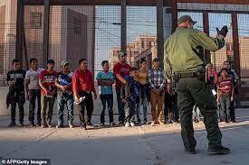 Providing Healthcare Insurance To 4 9m Illegal Immigrants Would Cost The Us Taxpayer Up To 23bn Daily Mail Online