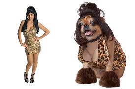 Bulldog, anjing memakai topi meksiko tradisional. 11 Halloween Costume For Your Cute Puppy Ideas Cute Puppies Dog Halloween Costumes Halloween