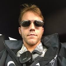 Eric Buczko's Instagram, Twitter & Facebook