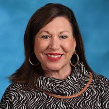 Lydia Wise's Instagram, Twitter & Facebook