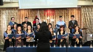 Cu nemărginita bucurie prilejuită de aceste înălţătoare clipe, în comuniune cu hristos cel înviat, vă dorim multă sănătate, bucurii duhovniceşti, lumină în suflet şi multe împliniri pe calea mântuirii. Hristos A Inviat Din MorÈ›i Cu Moartea Pe Moarte CÄƒlcand Chords Chordify