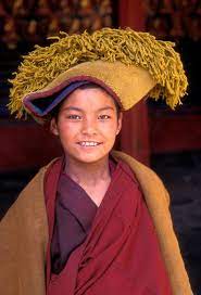 Yellow Hat Monk Tashilhunpo Monastery Shigatse Tibet Gelugpa Monk India The Gelug Tradition Also Known As The Yellow Hat S Tibetan People Tibet Human