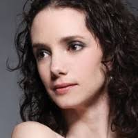 Giselle Long's Instagram, Twitter & Facebook