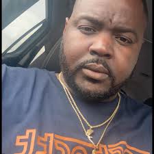 It's gettin' REAL STICKYYYYY in these #SouthernSoul streets and now  #803Fresh's hit song “Boots On The Ground” got folks tusslin' behind the  scenes😭 Apparently, the producer of the track, T Da Wizard