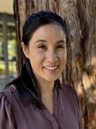 Kim Kludt's Instagram, Twitter & Facebook