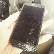 Mungkin, ramai pemilik telefon sentuh sudah biasa dengan masalah kehilangan kepekaan skrin. Tukar Skrin Handphone Pecah Hafiz Rahim