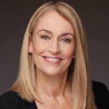 Carrie Roundtree's Instagram, Twitter & Facebook