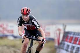 (keuken redant cycling) de massasprint voor lysanne rohde en belgisch kampioene lotte kopecky. Lotte Kopecky Voegt Hulst En Het Bk Toe Aan Haar Veldritprog Het Belang Van Limburg Mobile