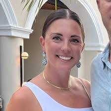 Kara Paulson's Instagram, Twitter & Facebook