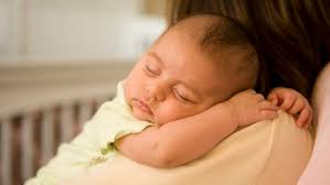 Fiquei furiosa porque a minha sogra usou no meu casamento um vestido branco  parecido com o meu”, diz mãe