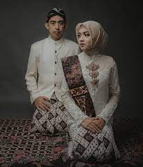 «special thanks to @astrivinaf (pengantin sunda. 32 Ide Prewed Adat Sunda Foto Perkawinan Pose Perkawinan Pengantin
