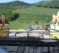 Discover the best of rossatz so you can plan your trip right. Hotelbilder Hotel Weingut Rossatz 8 Rossatz Holidaycheck