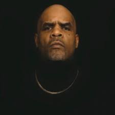 Creative (@iamyayyee)