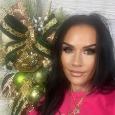 Sandra Ruble's Instagram, Twitter & Facebook