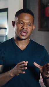 Angelo Simson: A Kickboxing Legend and Architect of Excellence in Suriname  🇸🇷 Angelo Simson, one of the most prominent kickboxing trainers and a  legendary figure in South America, opens up about his ...