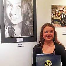 Twin Valley junior Brianna Bonaduce wins 2015 Congressional Art  Competition's Best in Show Award for her “Self Portrait