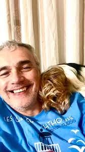 O nome dele é Chico, mas poderia ser preguiça! 😂😂😂😂, #BomDiaMundo🔥 e,  diferente do Chico, vamos deixar a preguiça de lado, porque a semana  promete!