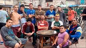 Ver el marginal temporada 2 completa. El Marginal Vs La Casa De Papel Las Dos Caras De Las Terceras Partes Diario De Cultura