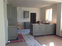 room color for gray kitchen cabinets