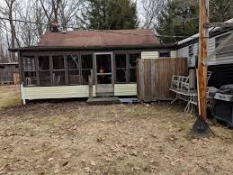 131 Sunny Slope Rd Kennerdell Pa 16374 3 Bed 1 Bath Single Family Home Mls 152366 16 Photos Trulia Trulia House Styles Home And Family