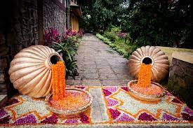 10 Easy Diy Decor Hacks Every Indian Bride Should Know Wedding Flower Trends Unique Wedding Flowers Indian Wedding Decorations