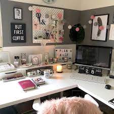 Cool and easy cubicle decor accessories that will brighten up your workday. Cubicle Office Space Decor Ideas Novocom Top