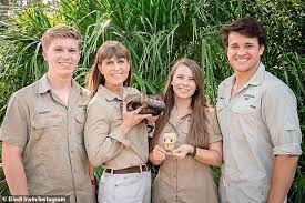 Bindi has been a recognizable name since she was young, often appearing on her father's show, the crocodile hunter, starting at the young age of two. Bindi Irwin Announces Season 3 Of Animal Planet Tv Series Daily Mail Online