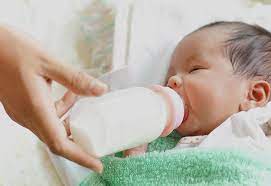 Paced feeding to avoid overfeeding your baby feed based on the baby's feeding cues, not a set schedule. Overfeeding In Babies Causes Symptoms Prevention
