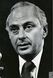 Arthur A. Hartman, U.S. ambassador to France and Soviet Union, dies at 89