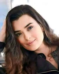 I'm a little embarrassed by how much I love this Apple crisp. but it's too  delicious Must express something to keep getting my recipes.... Thank you.  Recipe in c.o.m.m.e.n.t.s ⬇️👇👇👇