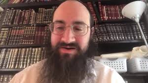 So ישראל is the namesake for שרה and is named after her. , Both have the  same root of שר to rule:, ישראל על שם כי שרית אם א-לקים, According to the  Rokeach this is hinted to in the small כ׳ in לבכתה ...