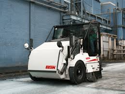 2007 elgin broom bear sweeper, street cleaner. Elgin Waterless Pelican A H Equipment