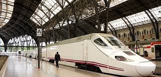 There are direct train services available. Erleben Sie Eine Stadtereise Mit Der Bahn Nach Barcelona Vinzee Online Magazin