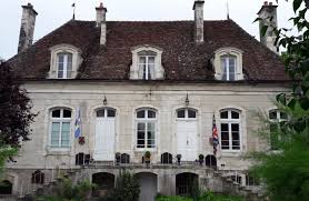 Maison Natale Du Chevalier D Eon Charles D Eon De Beaumont Espion De Louis Xv Tonnerre 89 Maison Chevalier D Eon