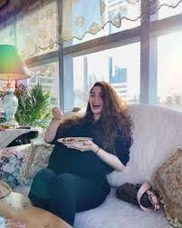 May 25, 2021 · قصة فيلم ماما حامل 2021. Rawan Bin Hussain Ø±ÙˆØ§Ù† Ø¨Ù† Ø­Ø³ÙŠÙ† On Instagram Pregnant Women Are Allowed To Eat As Much As They Want Albert Einstein Ø§Ù„Ù…Ø±Ø£Ø© Chaise Lounge Chaise Lounge