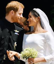 Die beiden sind nach wie vor herzog und herzogin von sussex, harry weiter prinz. It S A Family Affair The Royal Couple Had Us In Tears With All The Details Honoring The Harry Wedding Harry And Meghan Wedding Meghan Markle Wedding Pictures