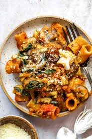 200g free from penne pasta. Pasta Bake With Pumpkin Tomato Sauce Dishing Out Health