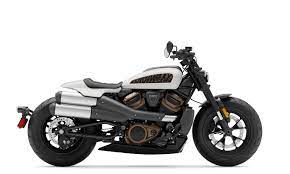 Generator storage with optional 4.0 or 5.5 generator. 2021 Sportster S Harley Davidson Deutschland