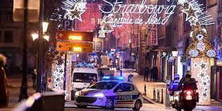 L'assaillant, un délinquant multirécidiviste fiché pour radicalisation islamiste, avait prêté allégeance à daech dans une vidéo trouvée sur une clé usb. Marche De Noel De Strasbourg Un Attentat Inevitable Le Point