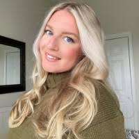 Ashley Reback's Instagram, Twitter & Facebook